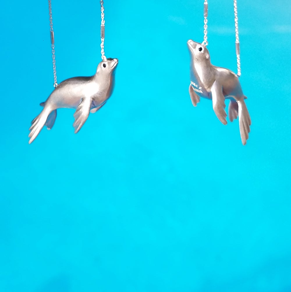 Sea Lion Dyr Jewelry