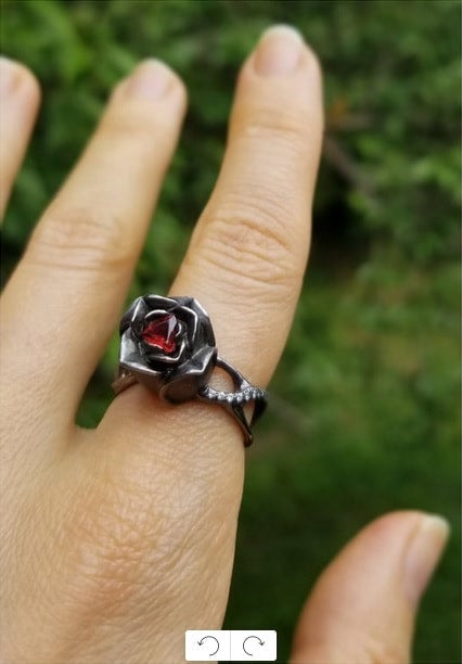 Black and red rose ring hotsell